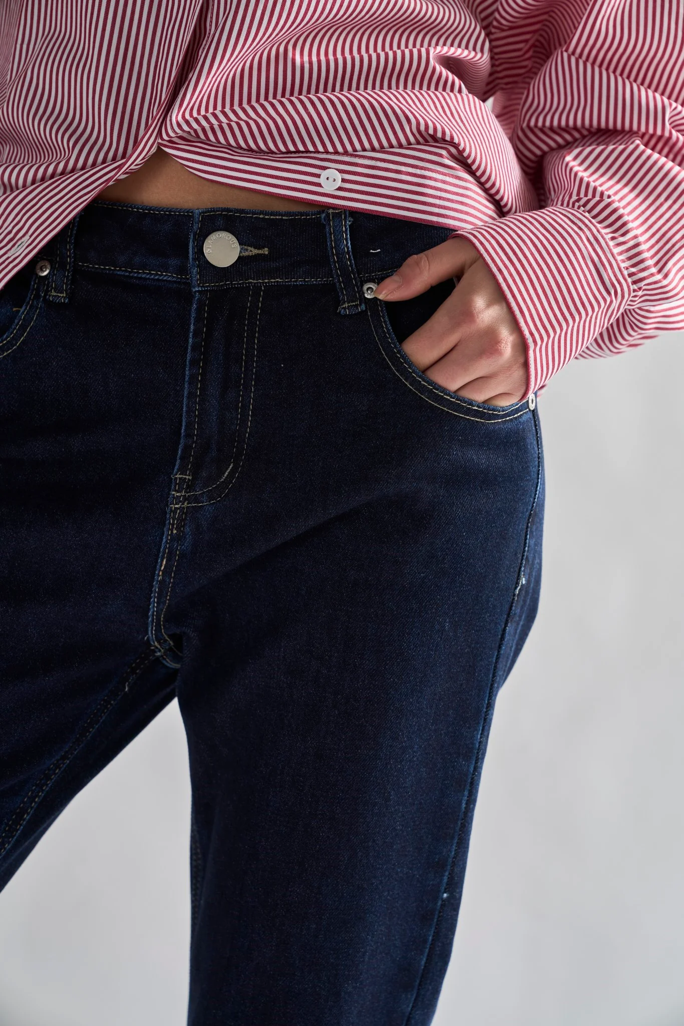 Dark-Indigo Straight-Leg Jeans - Image 4