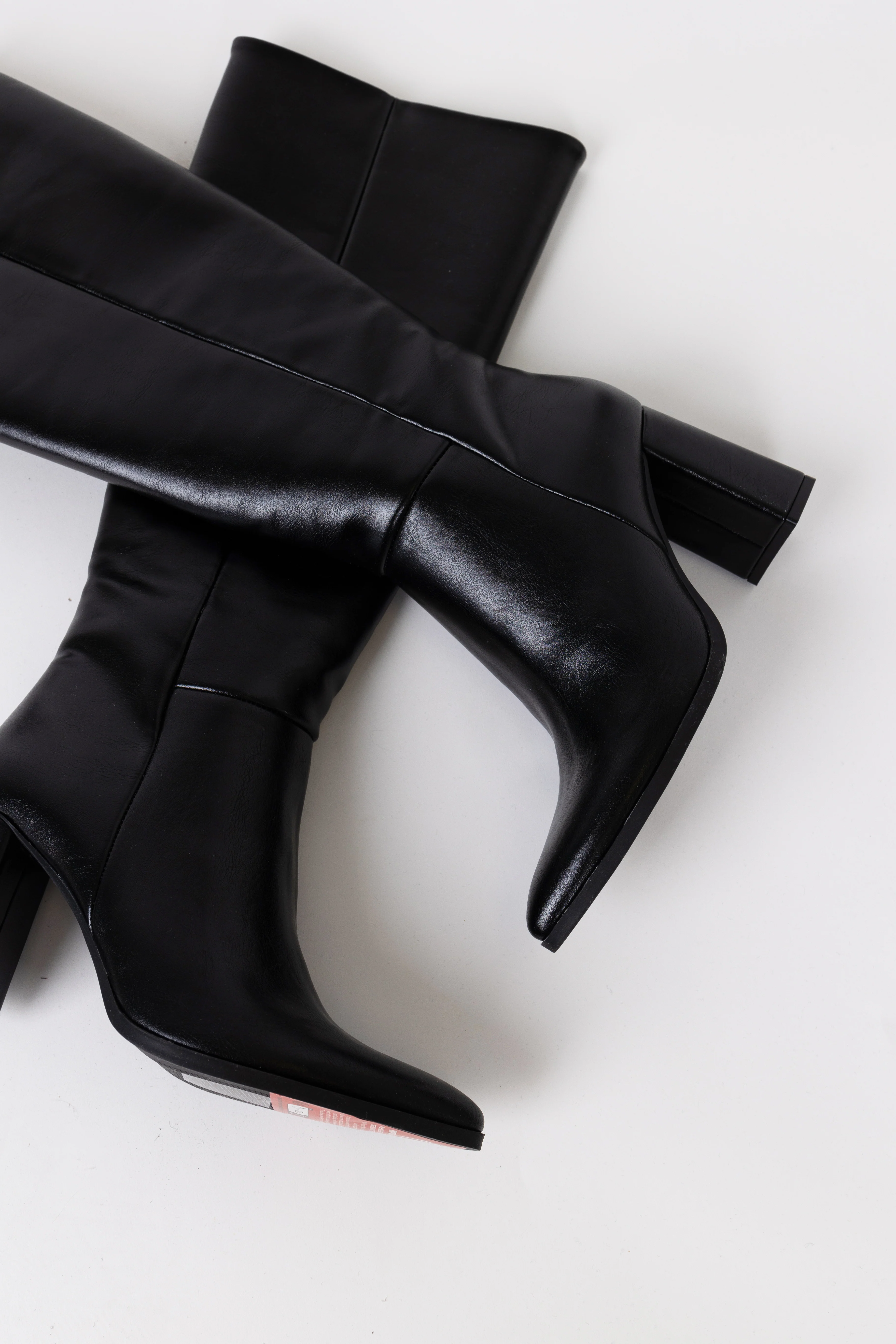 Black Knee High Pointed Toe Boots - Image 3