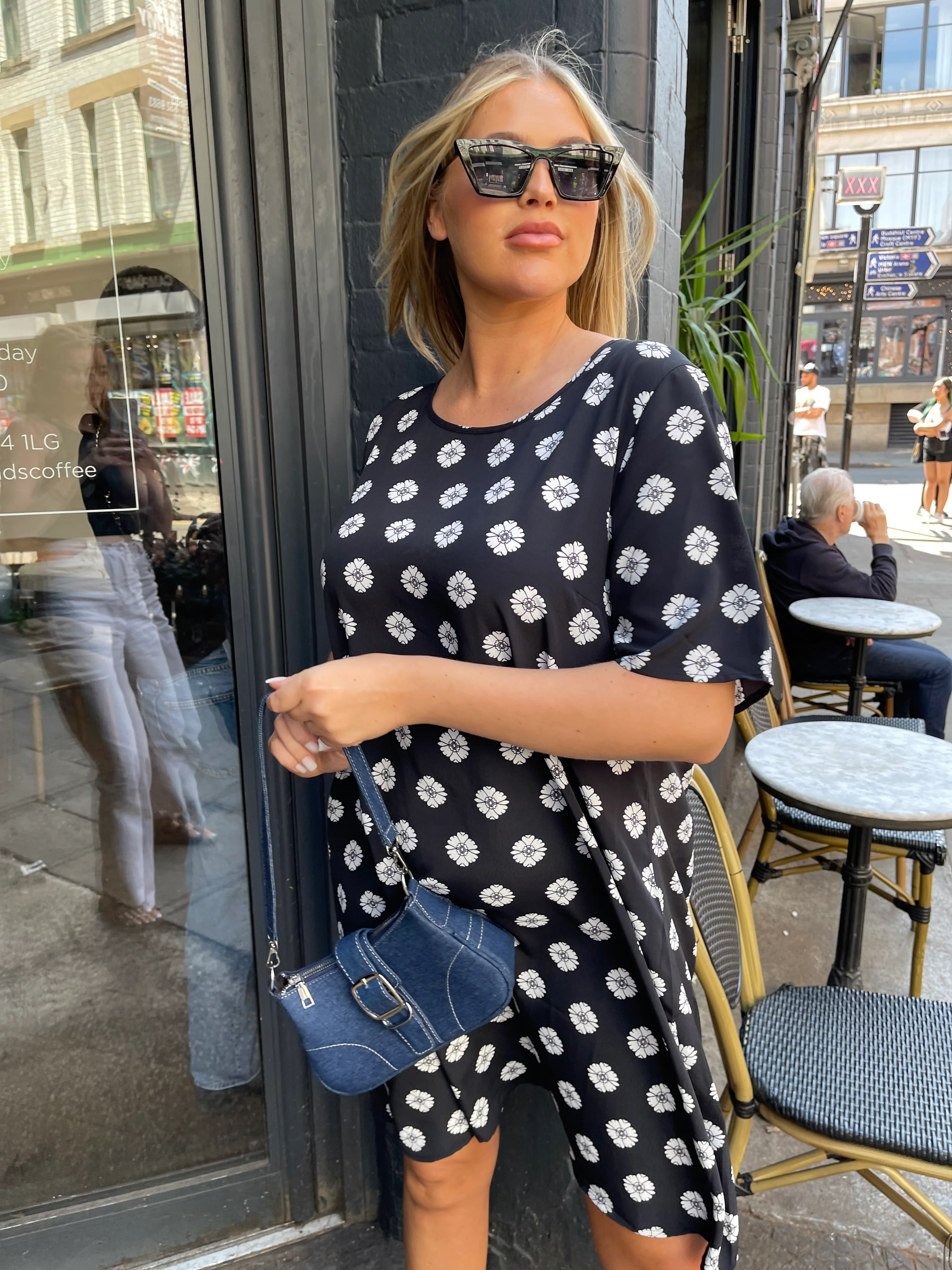 Mono-Daisy T-Shirt Mini-Dress - Image 4