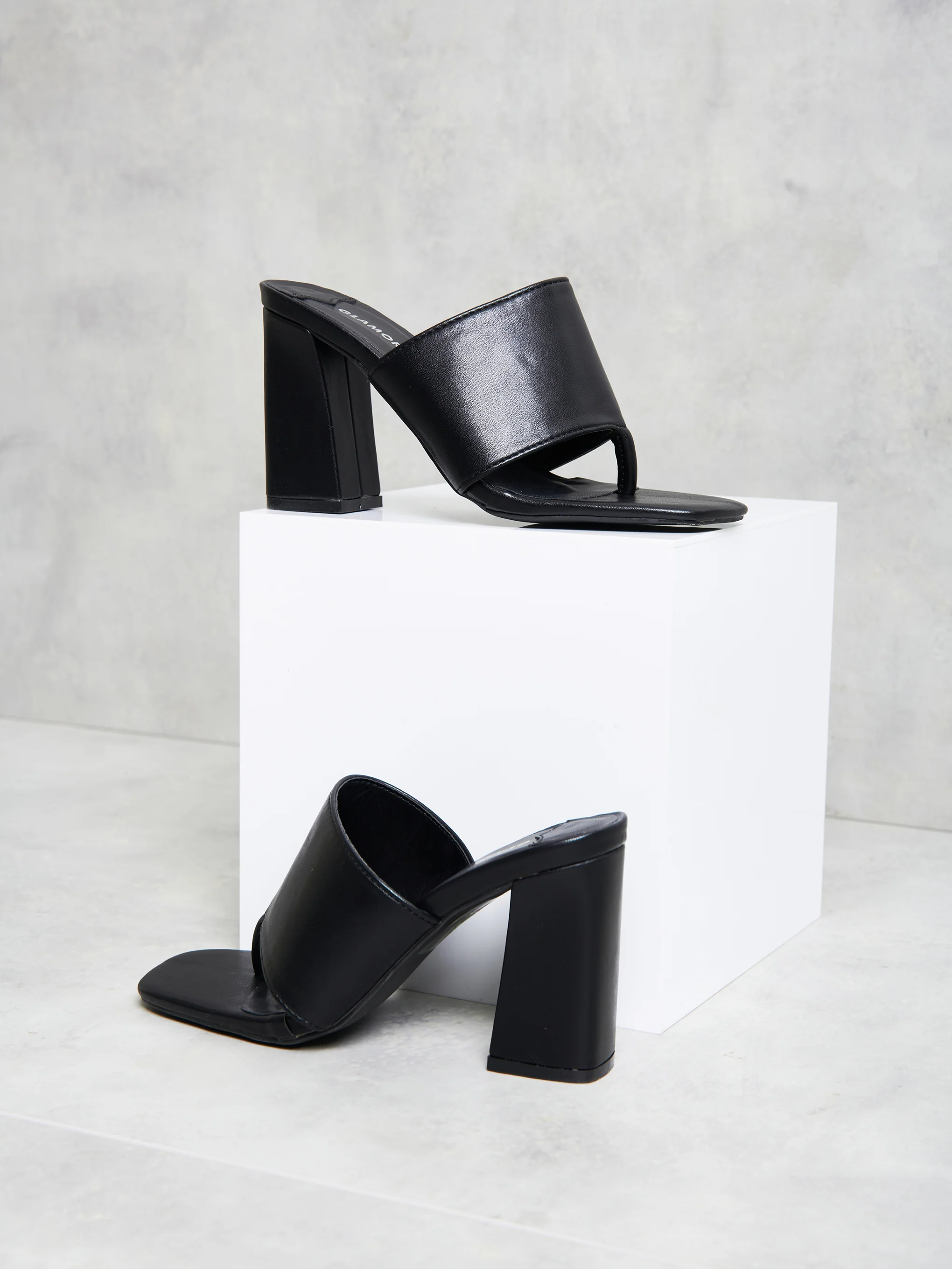 Glamorous Black Square Toe Strappy Chunky Heels - Image 3