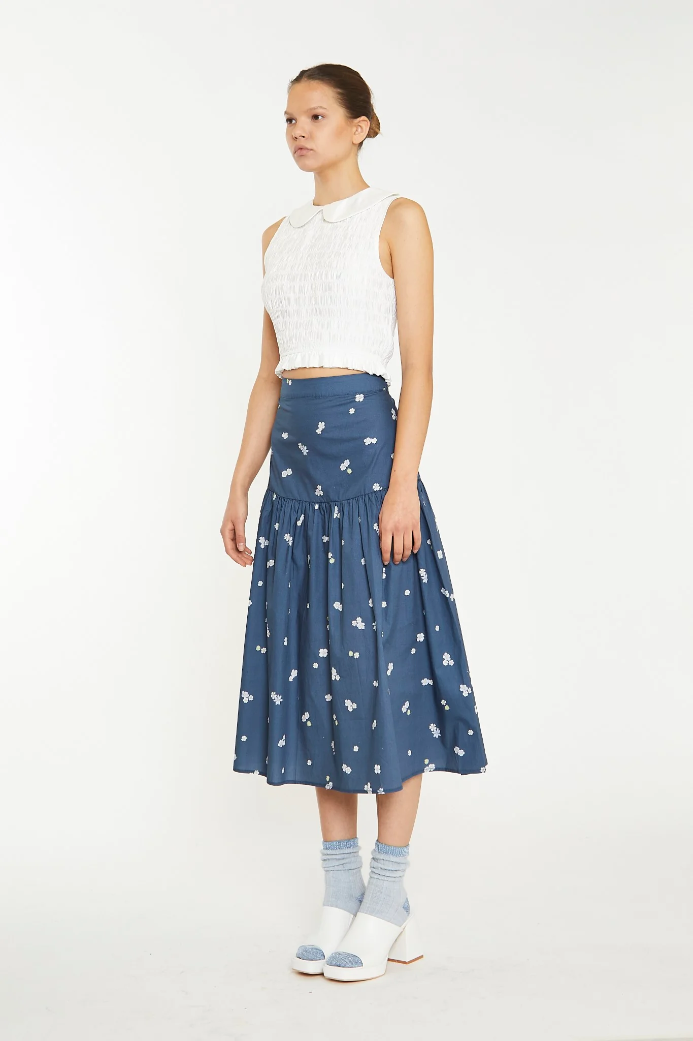 Off White Smocked Collar Crop-Top - Image 3