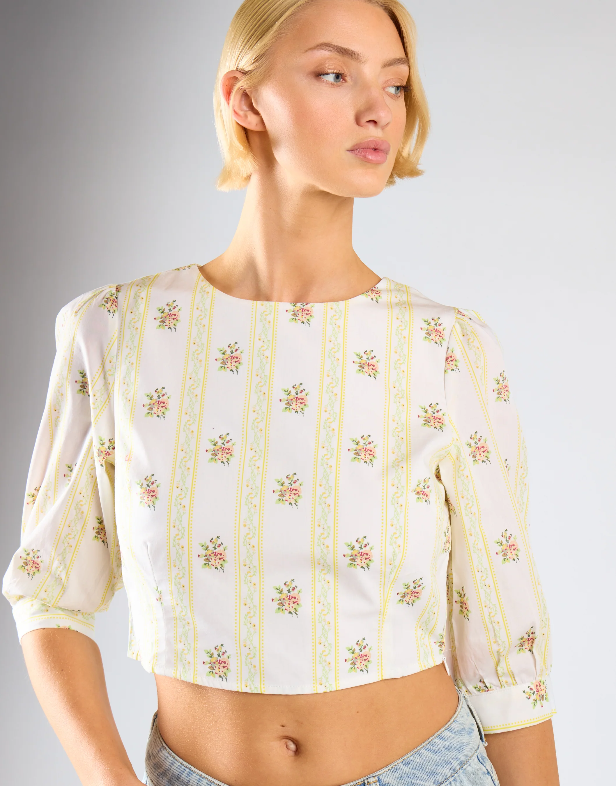 Yellow Stripe Flower Puff Sleeve Crop Top - Image 3