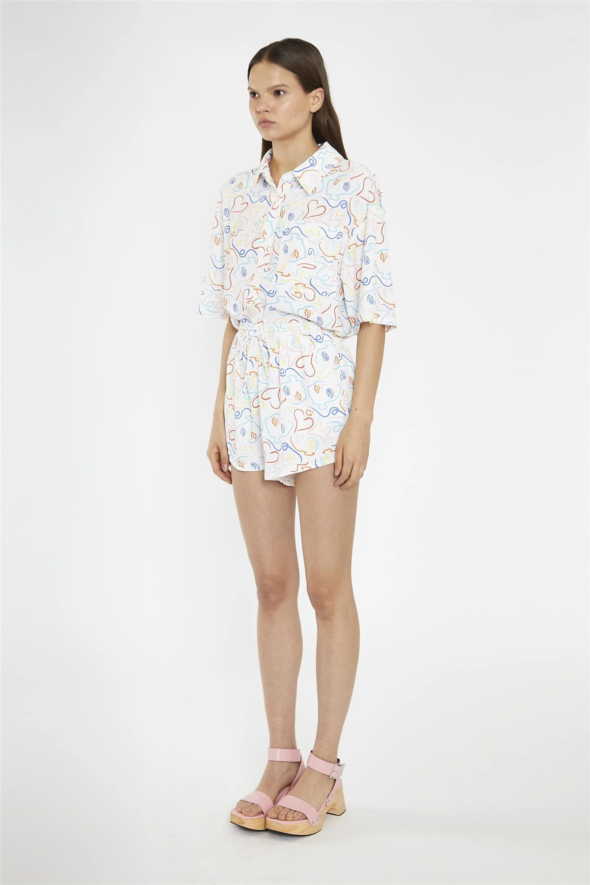 Rainbow-Face Print Loose-Fit High Waisted-Shorts - Image 4