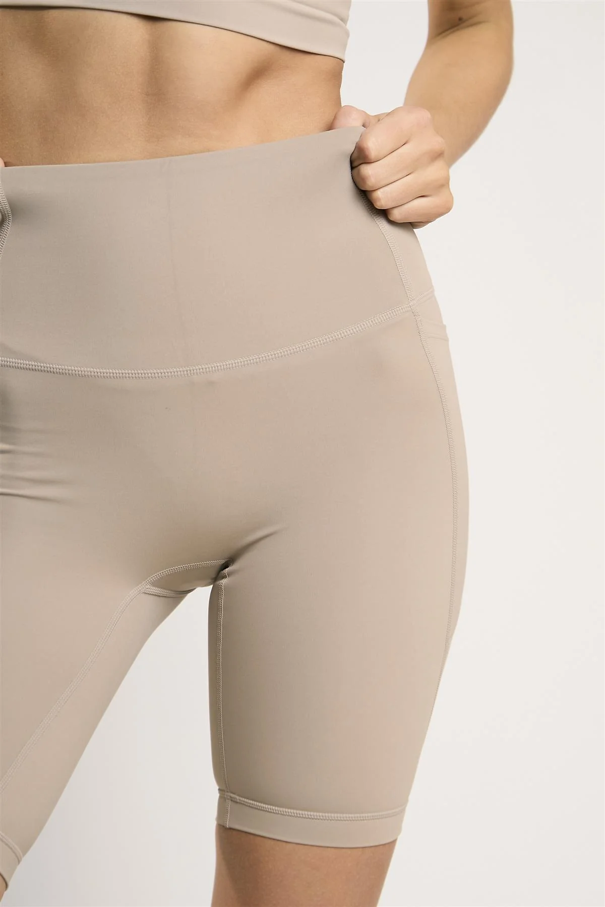 Signature Gravel Invisible-Pocket Shorts - Image 4