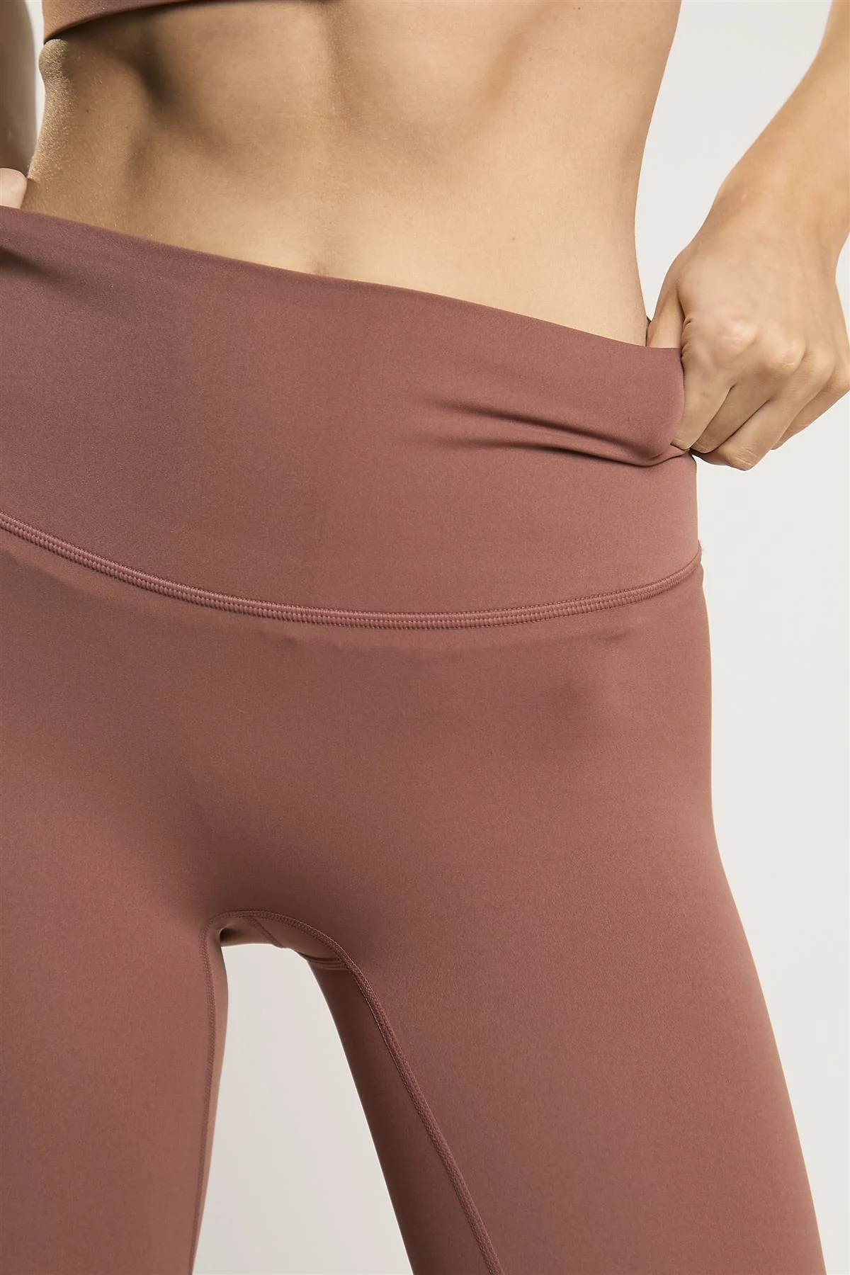 Signature Sienna Full-Length Leggings - Image 4